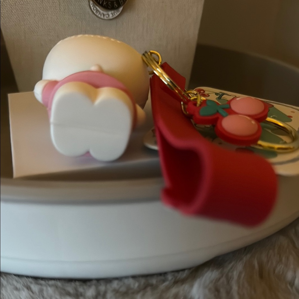 Hello Kitty Cherry Keychain - Picture 3 of 5